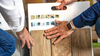 Bodenmuster in einer Verkaufsberatung